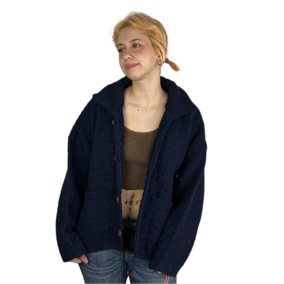 100% Wool Boxy Button Up Cardigan Made in Ecuador - Picture 1 of 13